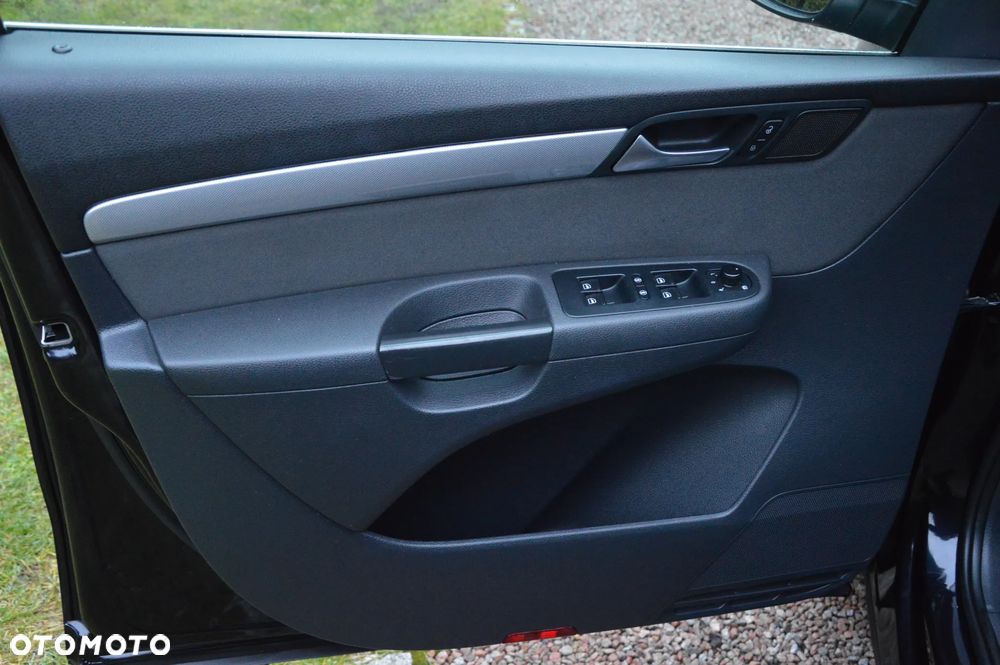 Volkswagen Sharan - 20