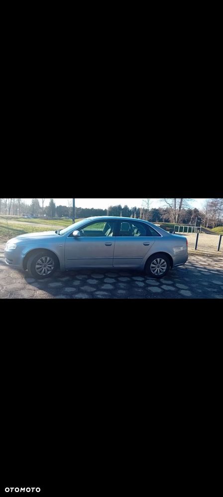 Audi A4 Limousine 2 - 6