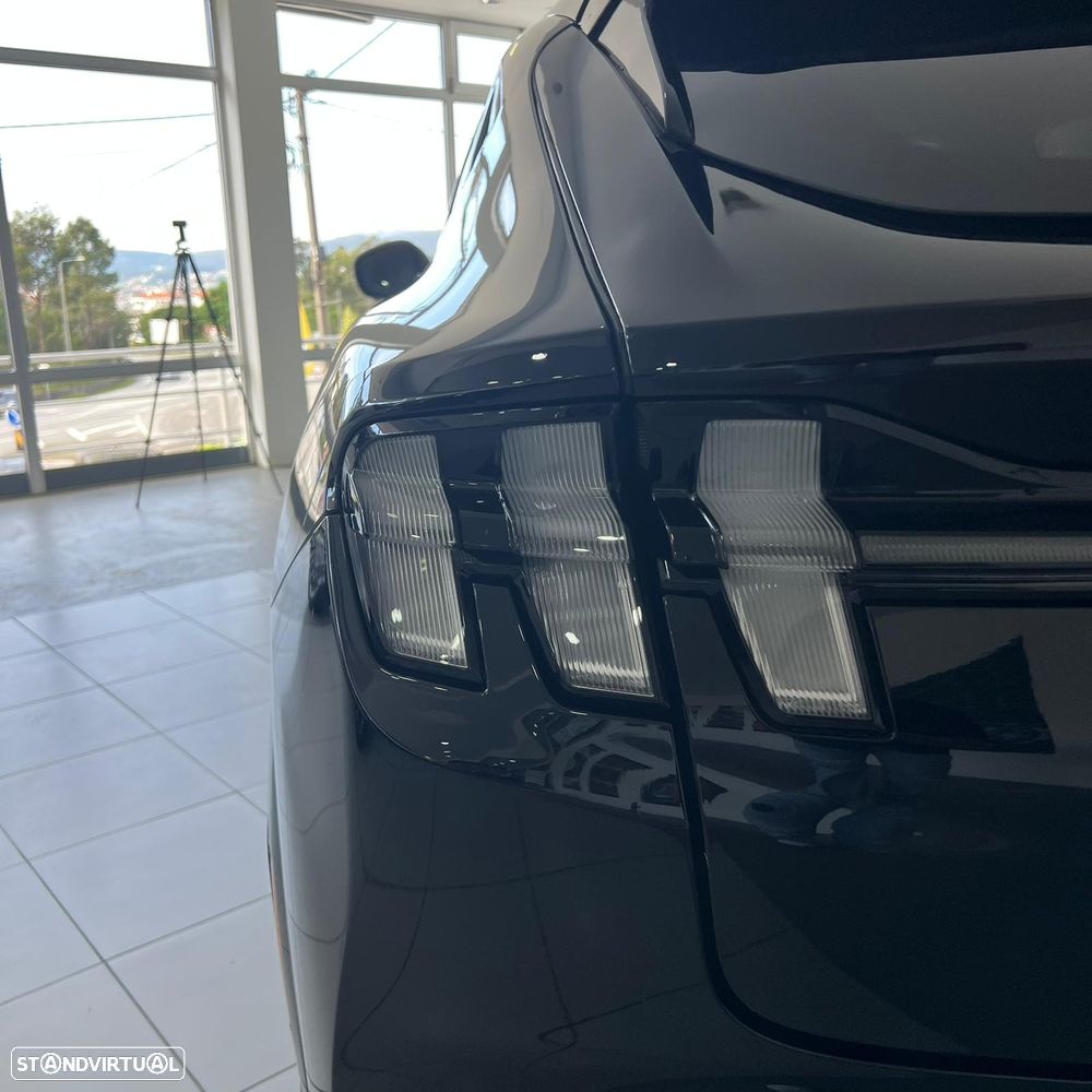 Ford Mustang Mach-E 98.7 kWh Premium - 19