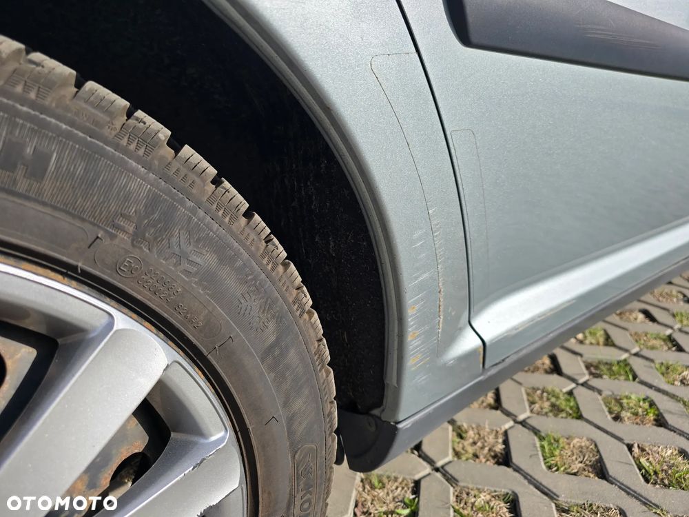 Toyota Avensis 1.6 VVT-i Terra - 10