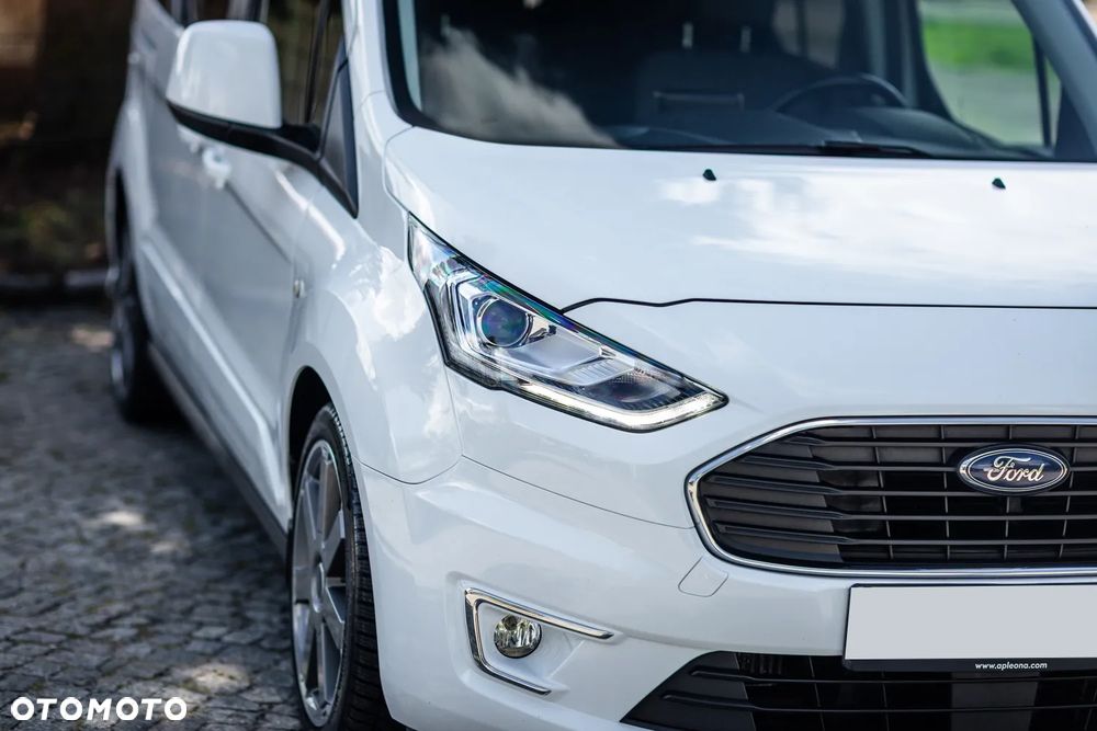 Ford Tourneo Connect Grand - 2