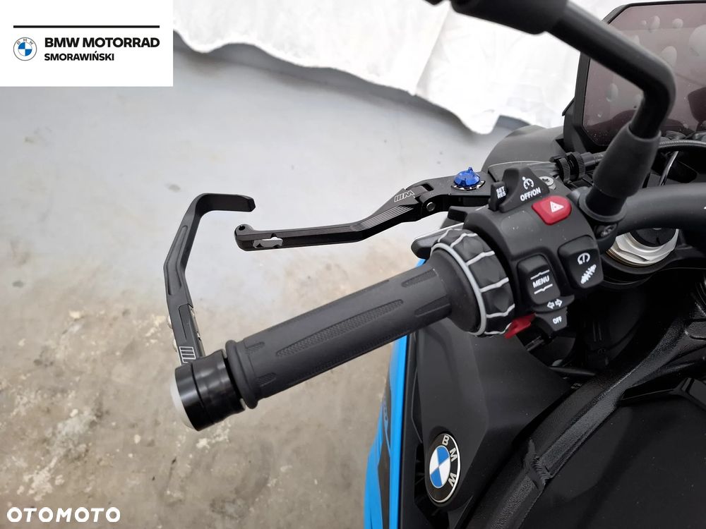 BMW S - 10