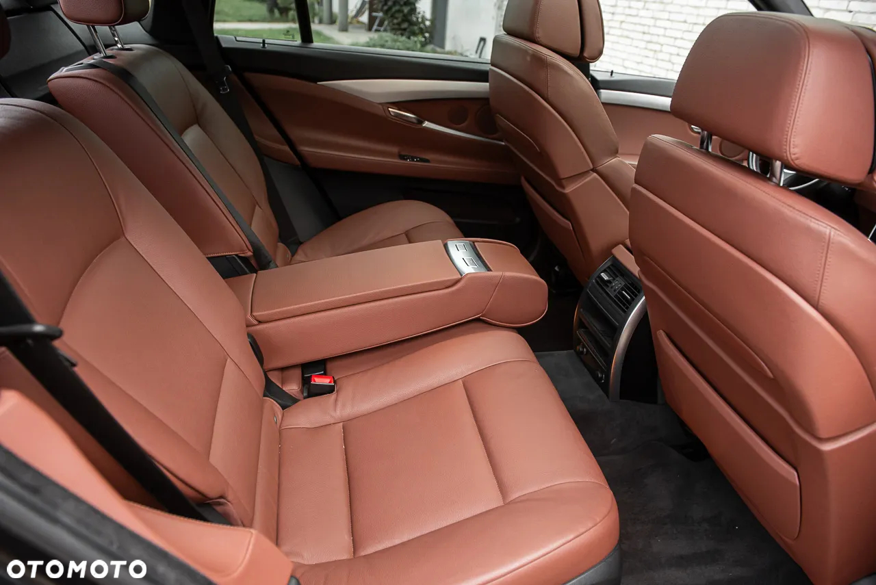 BMW 5GT 535i xDrive - 34