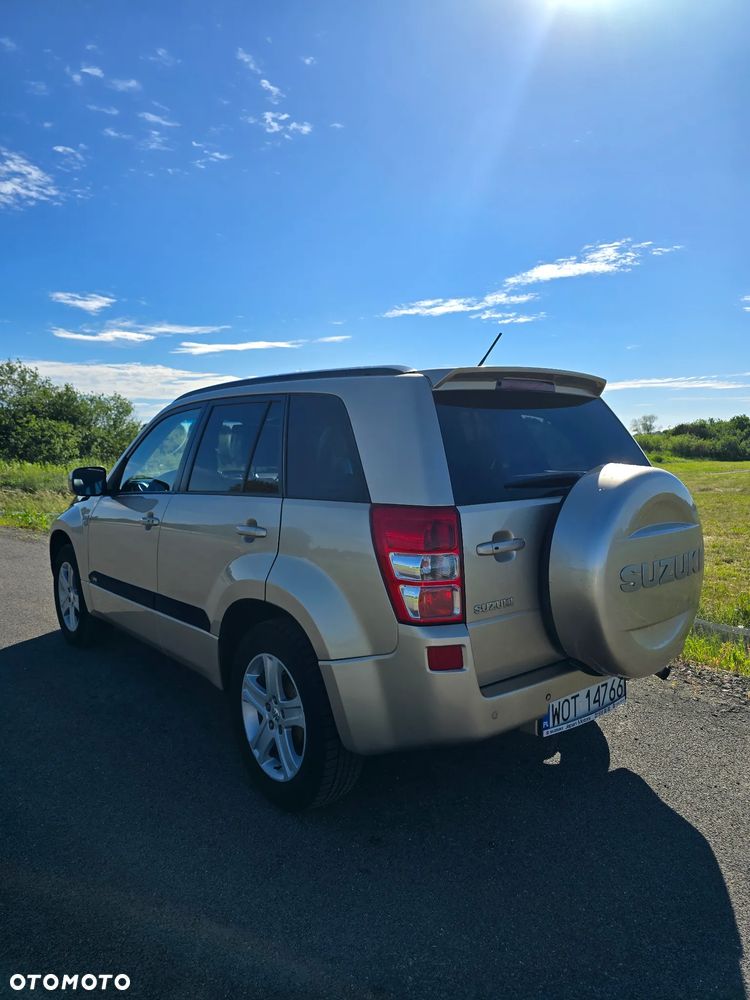 Suzuki Grand Vitara 1.9 DDiS De Luxe - 11