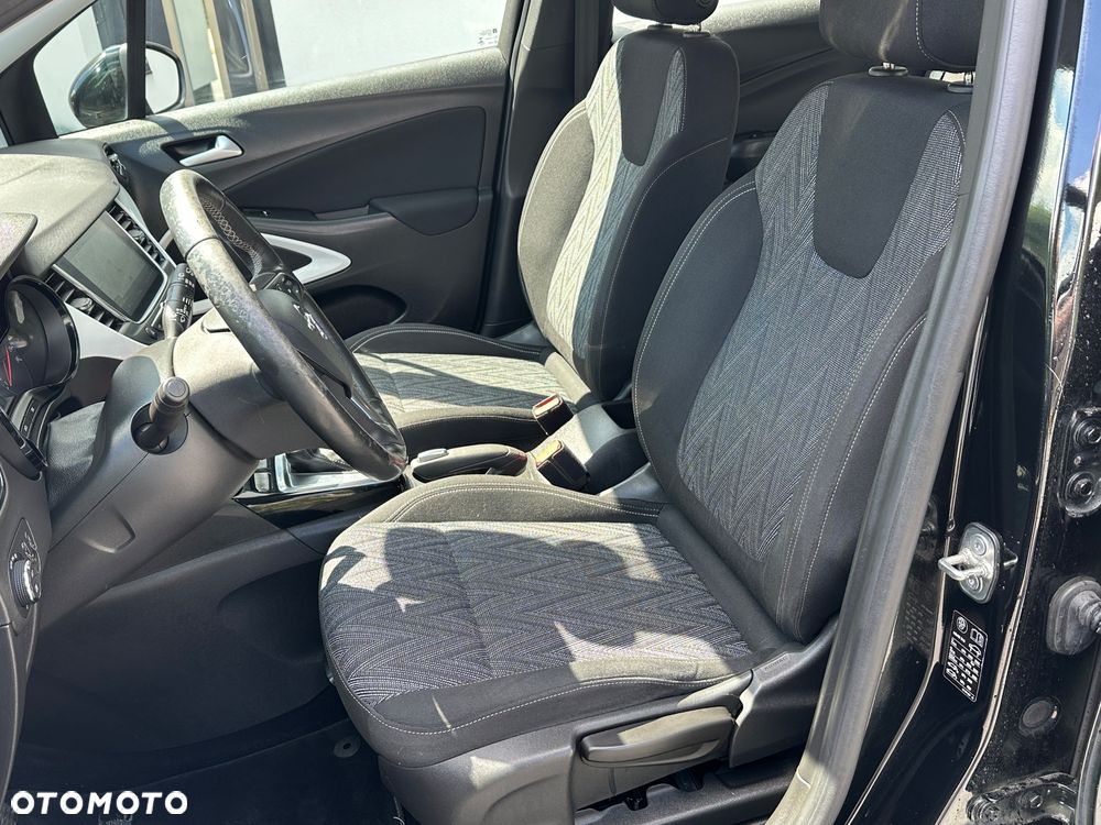 Opel Crossland X - 14