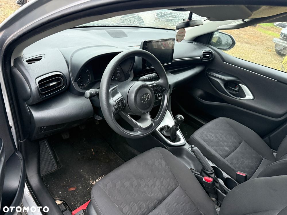 Toyota Yaris 1.5 Active - 18