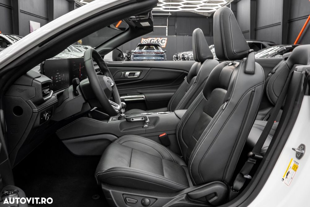 Ford Mustang Convertible 5.0 Ti-VCT V8 Aut. GT - 13