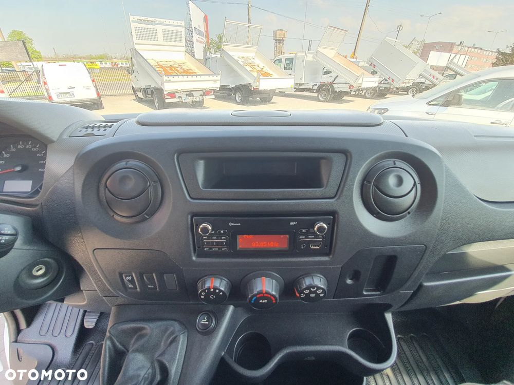 Renault Master - 24