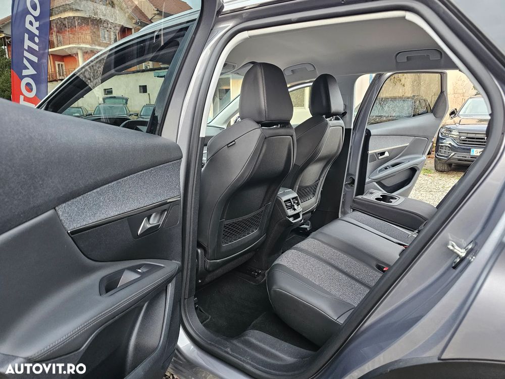 Peugeot 3008 - 23