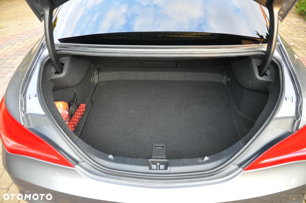 Mercedes-Benz CLA 180 (CDI) d 7G-DCT AMG Line - 18