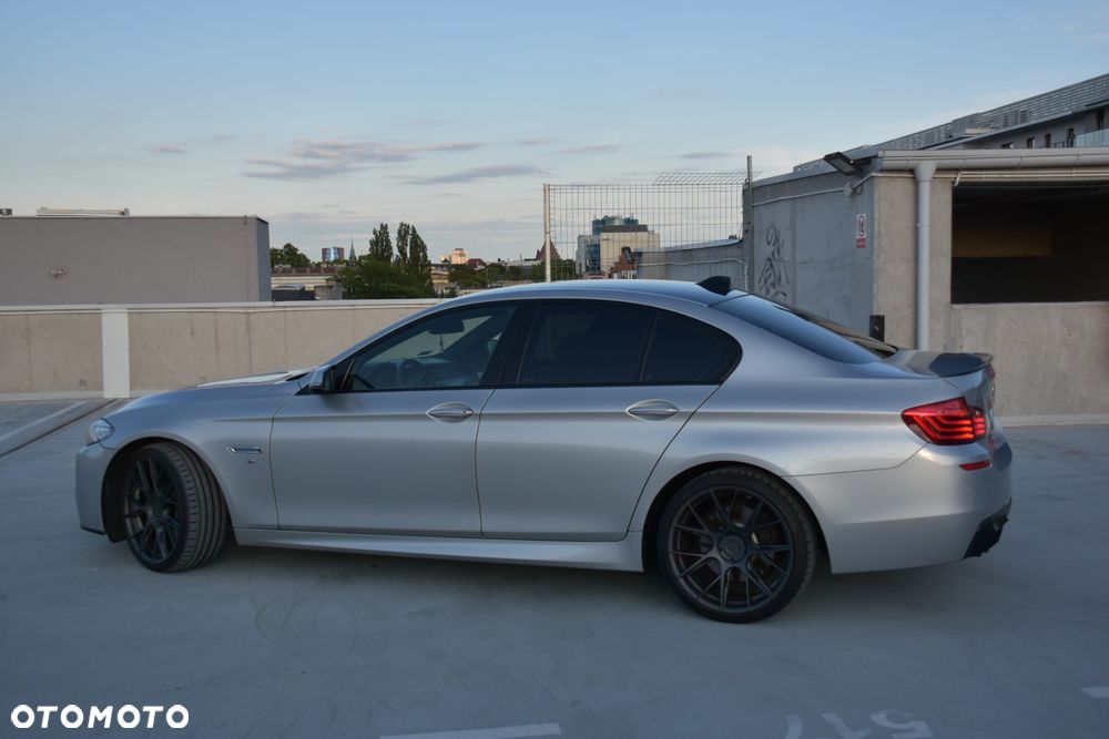 BMW F10 2015 photo 5