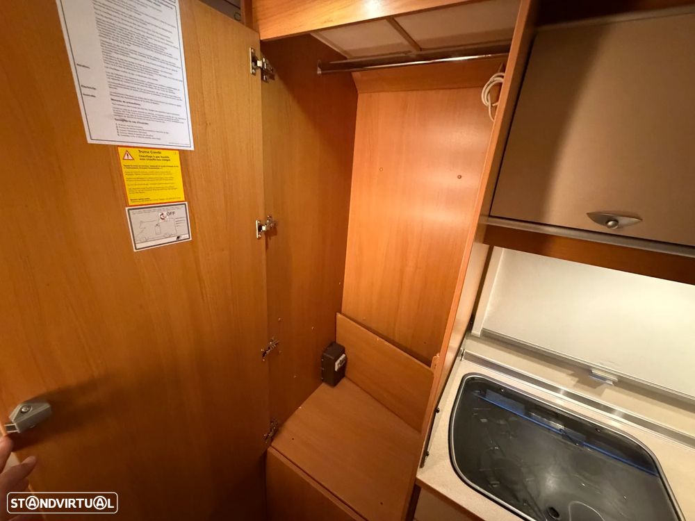Burstner Viseo I694 2.3JTD - 28