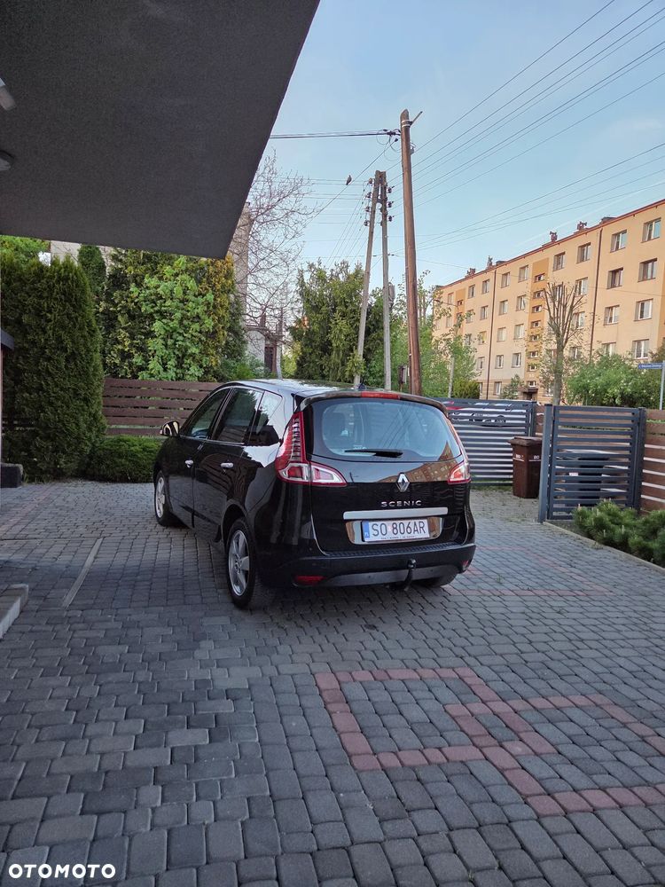 Renault Scenic 1.6 16V 110 Dynamique - 4