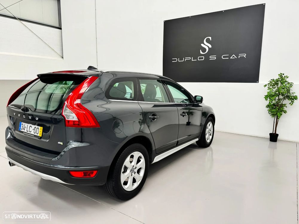 Volvo XC 60 2.0 D3 Drive Summum - 10