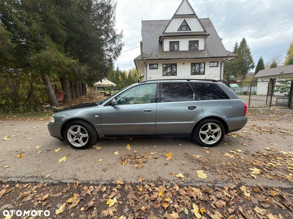 Audi A4 Avant 2001 photo 5