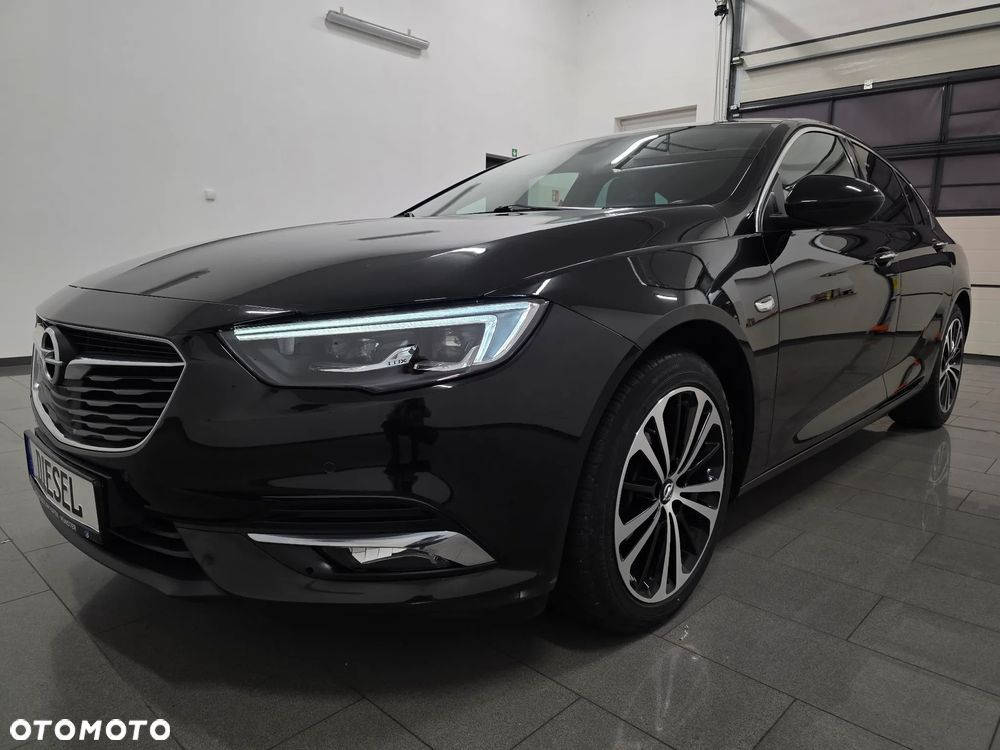 Opel Insignia 2.0 BiTurbo 4x4 Exclusive - 2