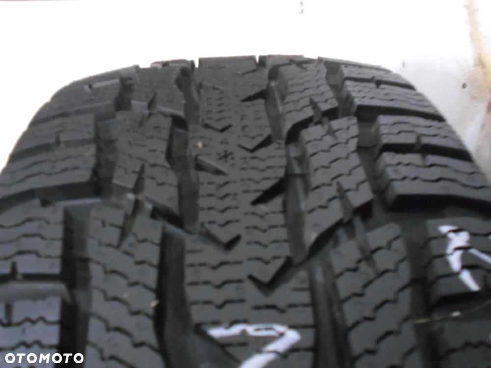 OPONA POJEDYNKA 215/65R16C NOKIAN WRC3 DOT 1318 9MM - 2