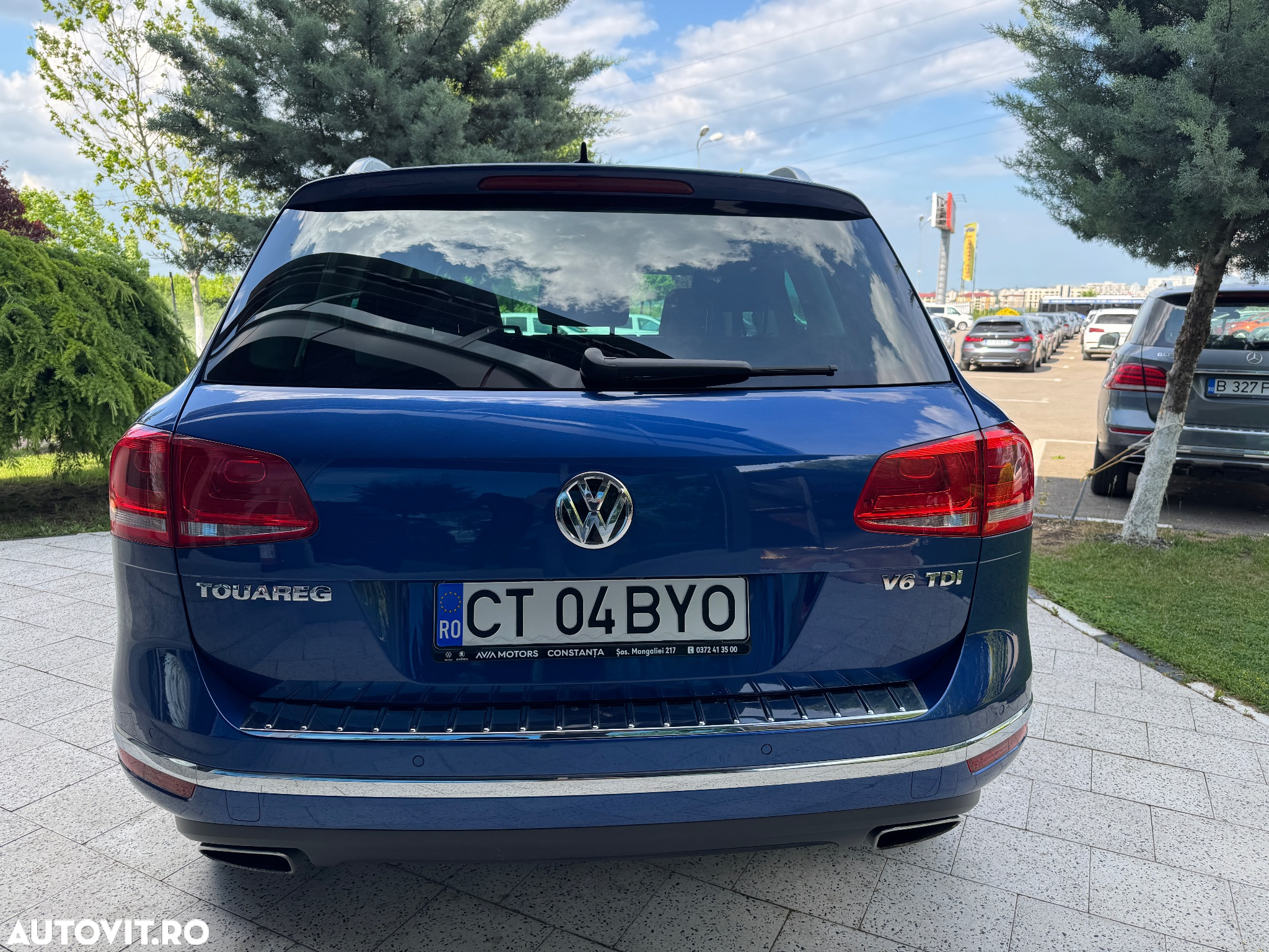 Volkswagen Touareg - 21