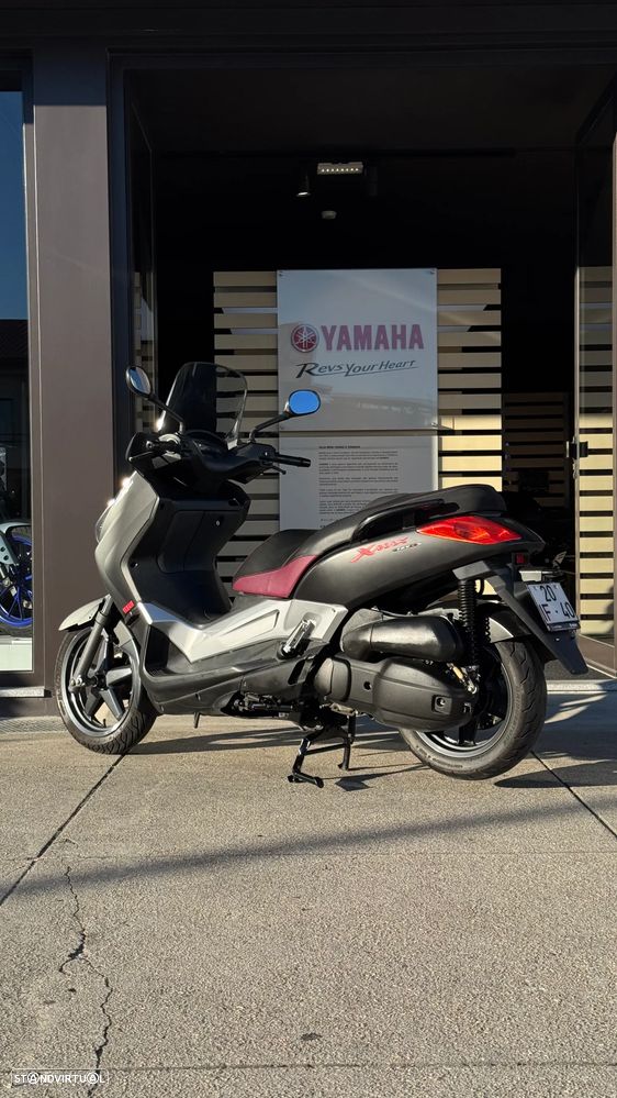 Yamaha X-Max - 7