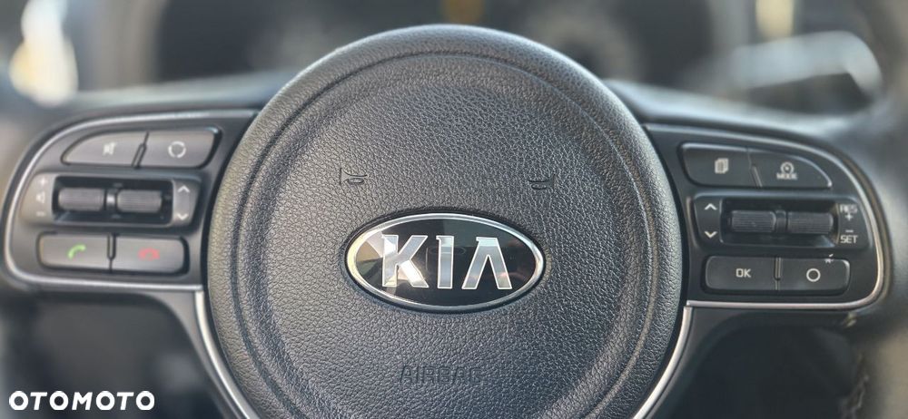 Kia Sportage 1.7 CRDI 2WD Dream-Team Edition - 30