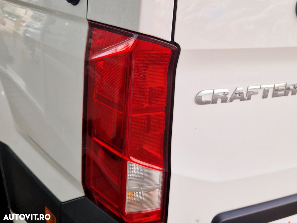 Volkswagen Crafter - 11