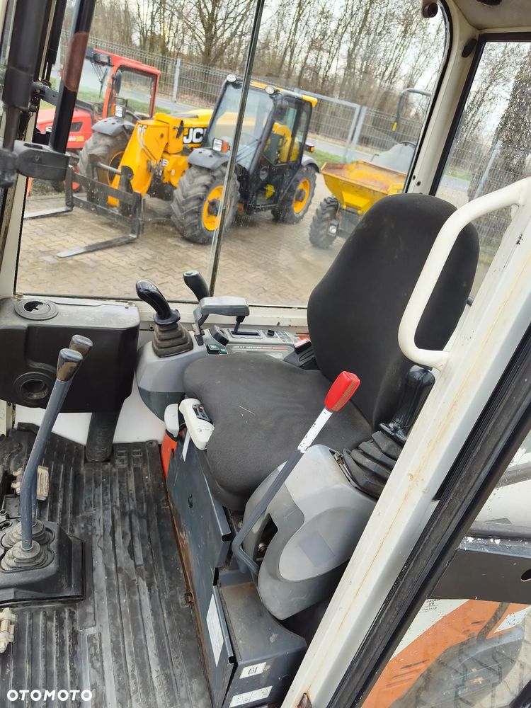 Kubota KX41-3v - 11