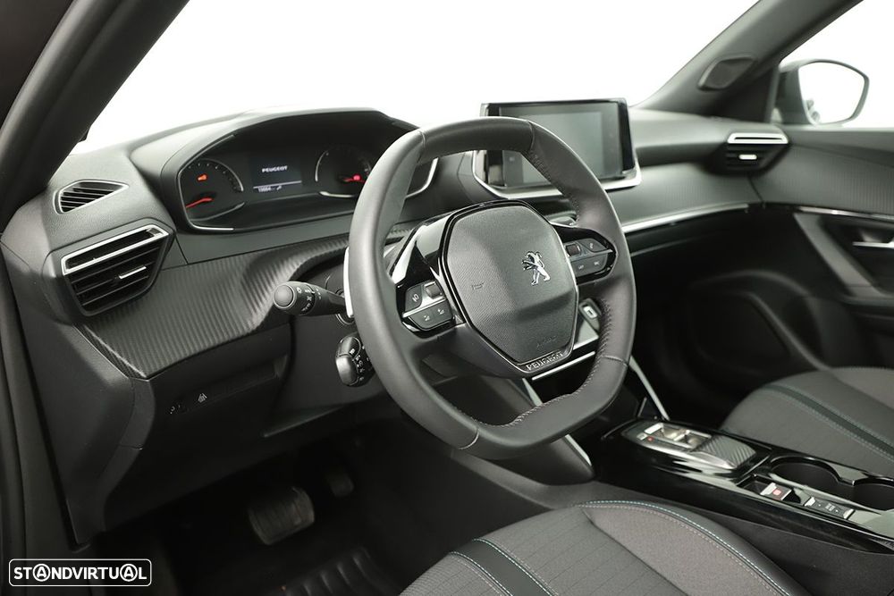 Peugeot 2008 1.2 PureTech Allure EAT8 - 7