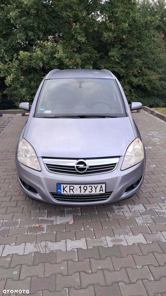 Opel Zafira 1.8 Enjoy - 2