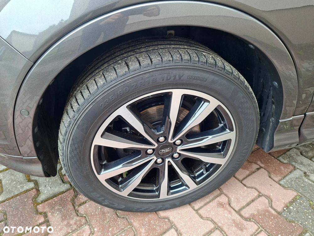 Ford Kuga 1.5 EcoBoost 2x4 ST-Line - 35