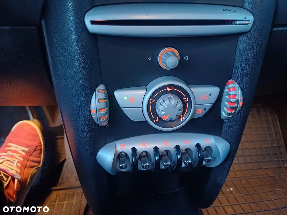 MINI ONE Standard - 31