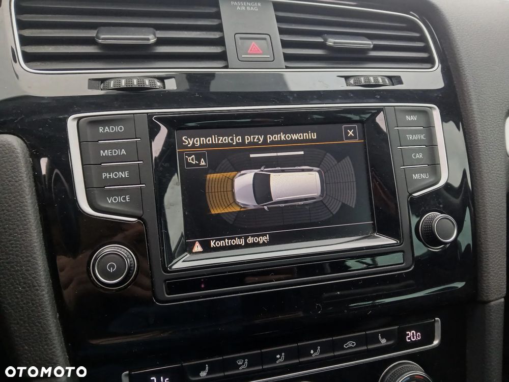 Volkswagen Golf 1.4 TSI BlueMotion Technology Cup - 21