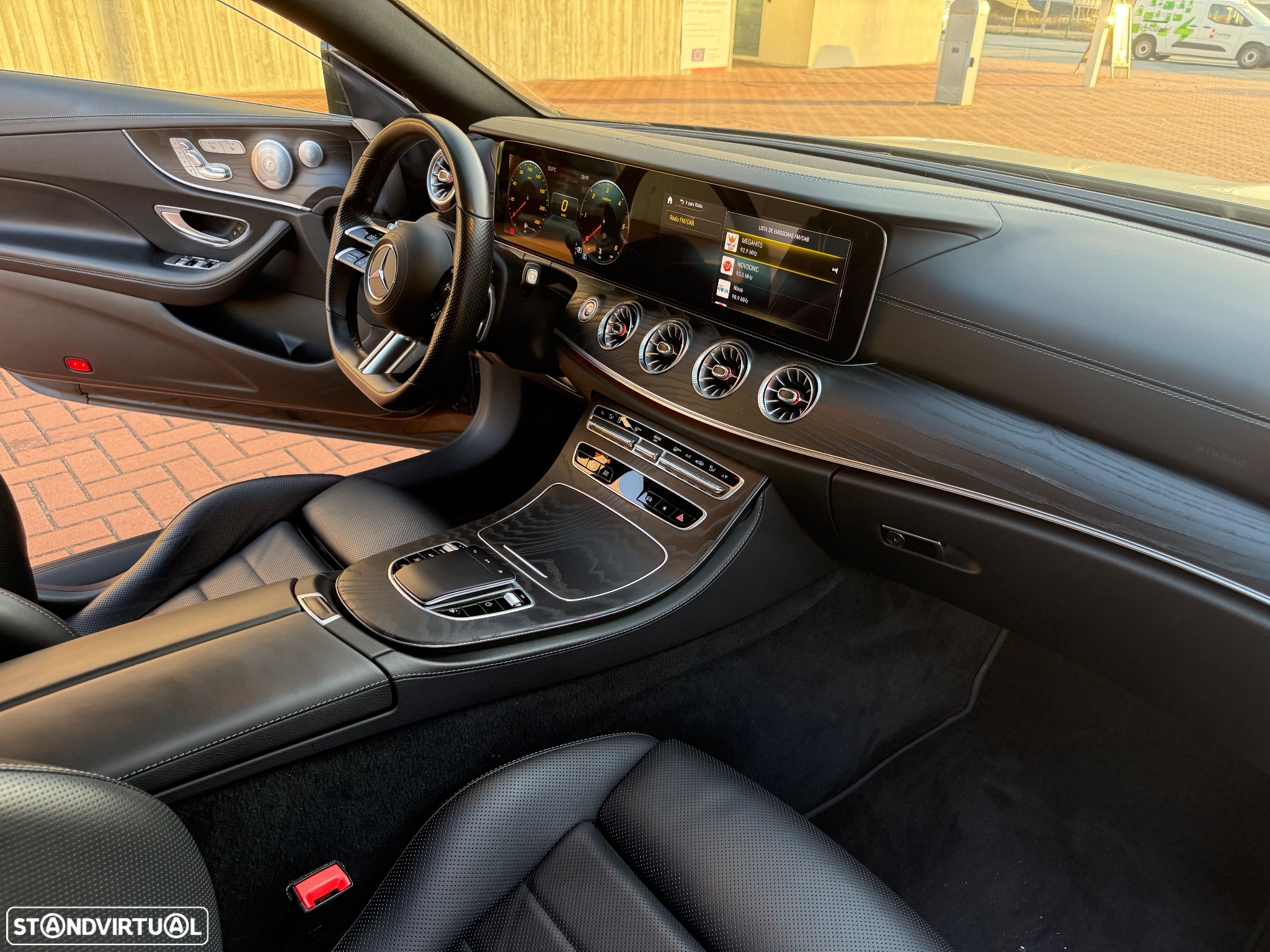 Mercedes-Benz E 220 d AMG Line - 4