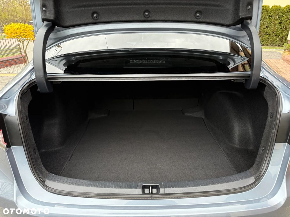 Toyota Corolla 1.5 Style MS - 23