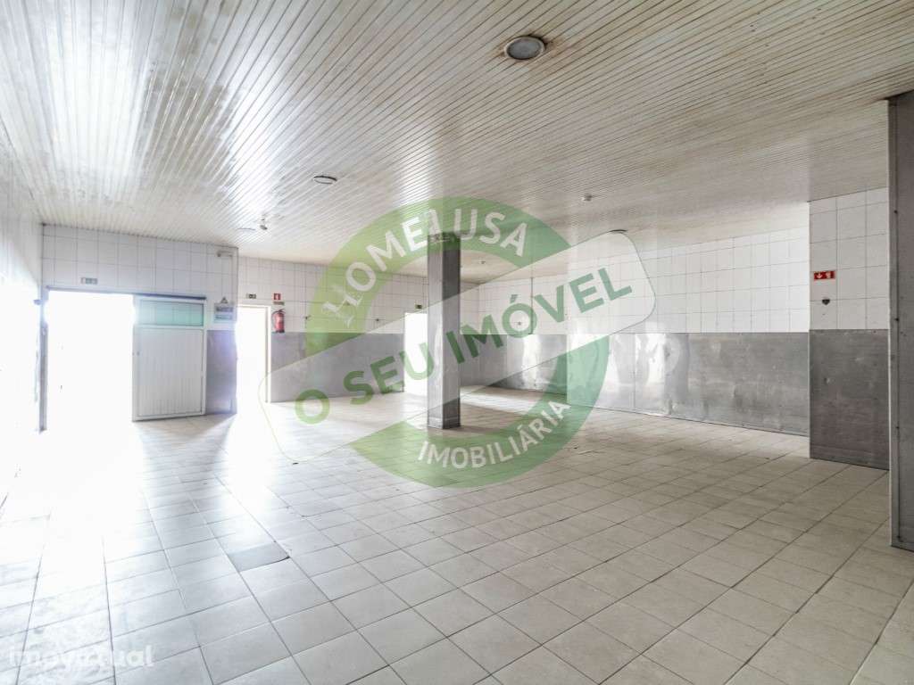 Loja destinada a armazém ou actividade industrial em Poiares. - Grande imagem: 2/10