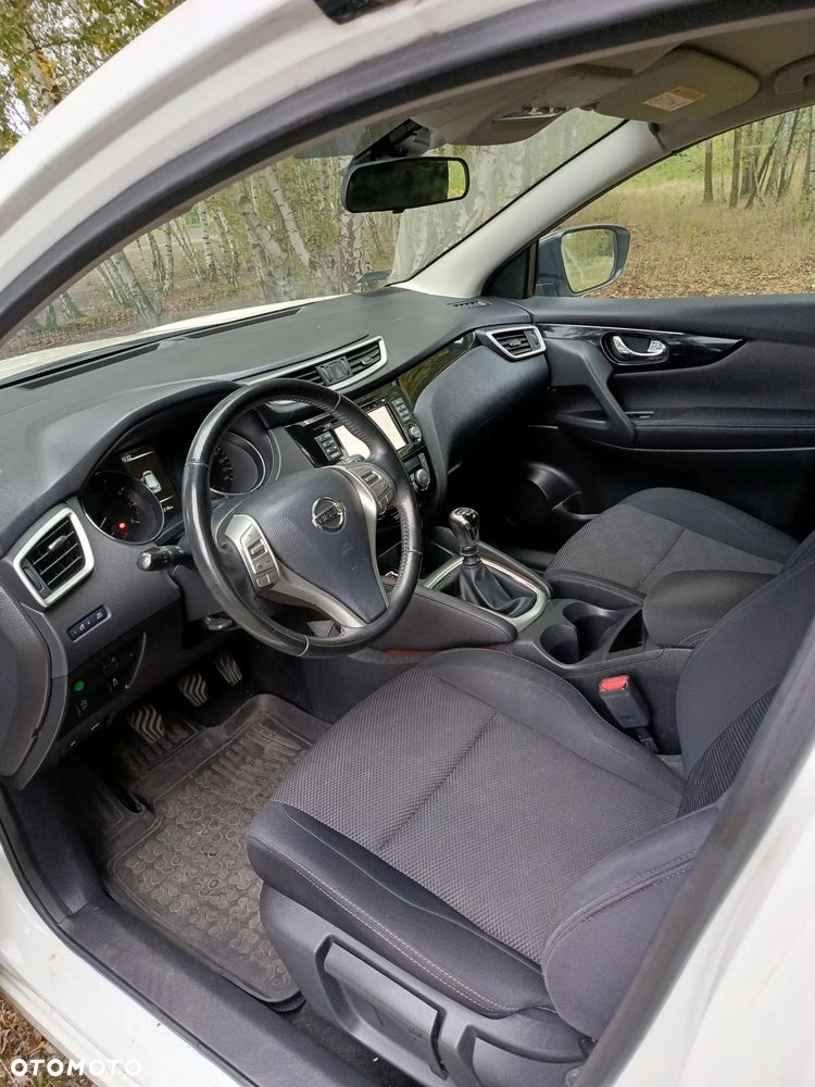 Nissan Qashqai 1.2 DIG-T N-Connecta EU6 - 6