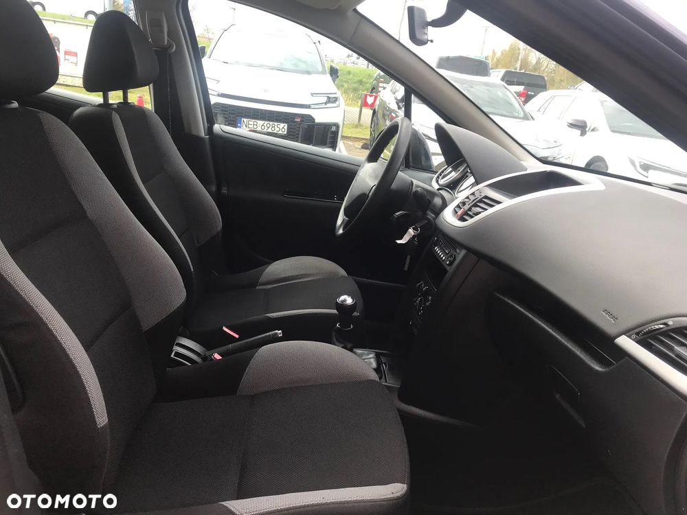 Peugeot 207 95 VTi Premium - 11