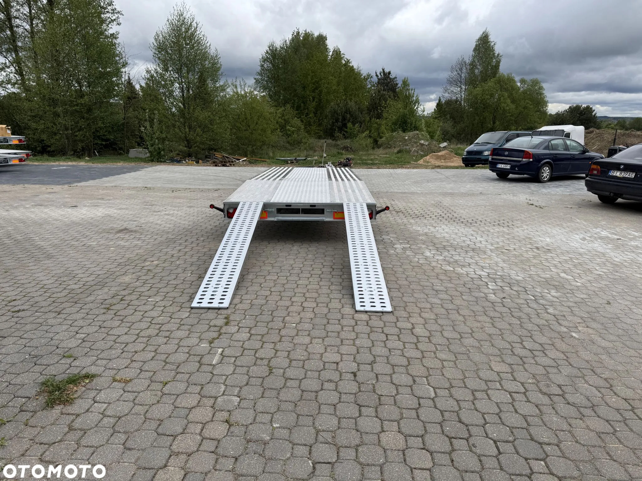 Niewiadów Nowa Laweta Jupiter 600x210 3500kg na suv bus Dostawa - 10