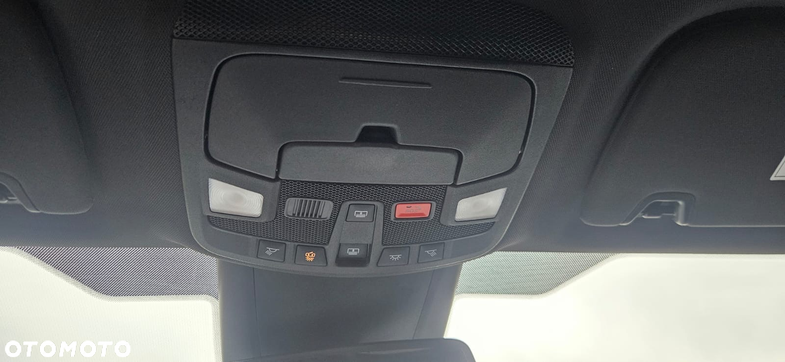 Ford S-Max 2.0 EcoBlue Twin-Turbo ST-Line - 33