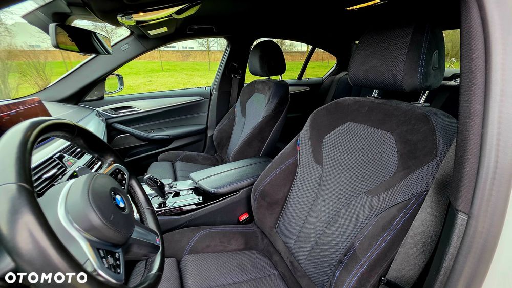 BMW Seria 5 520i GPF M Sport sport - 23
