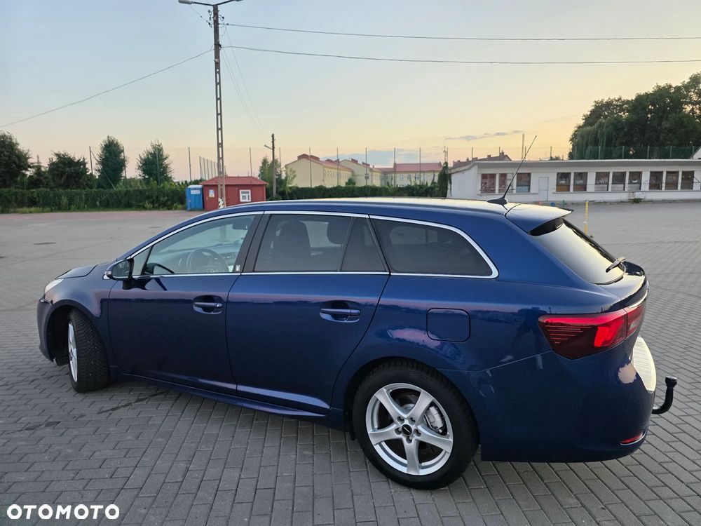 Toyota Avensis Touring Sports 1.8 Multidrive S Comfort - 5