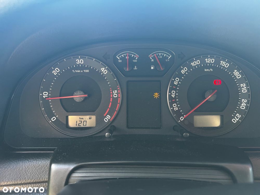 Skoda Superb 1.9 TDI Comfort - 9
