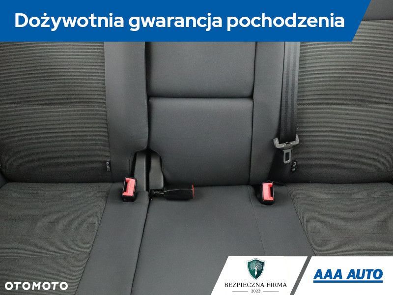 Volkswagen Golf Plus - 12