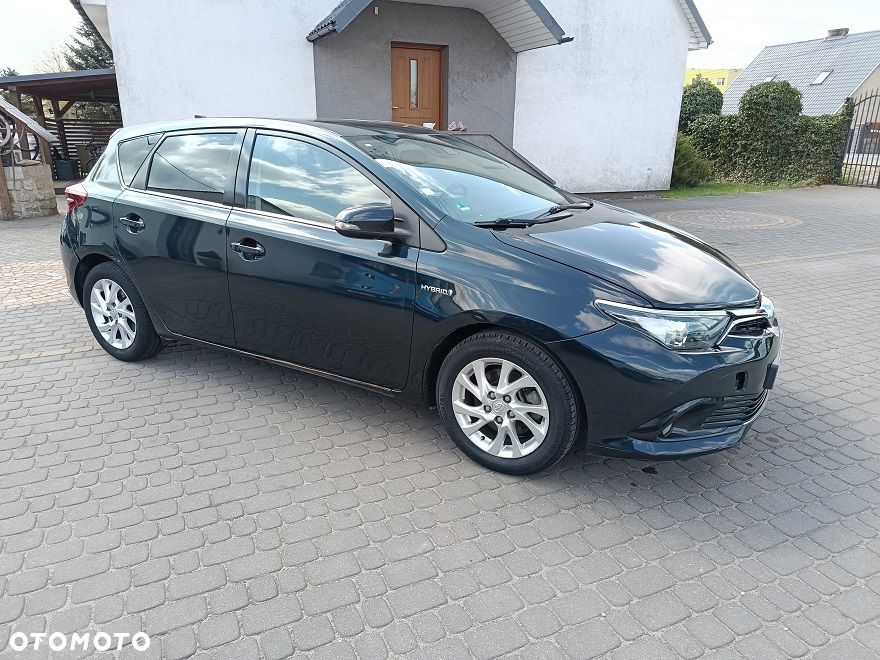 Toyota Auris - 1