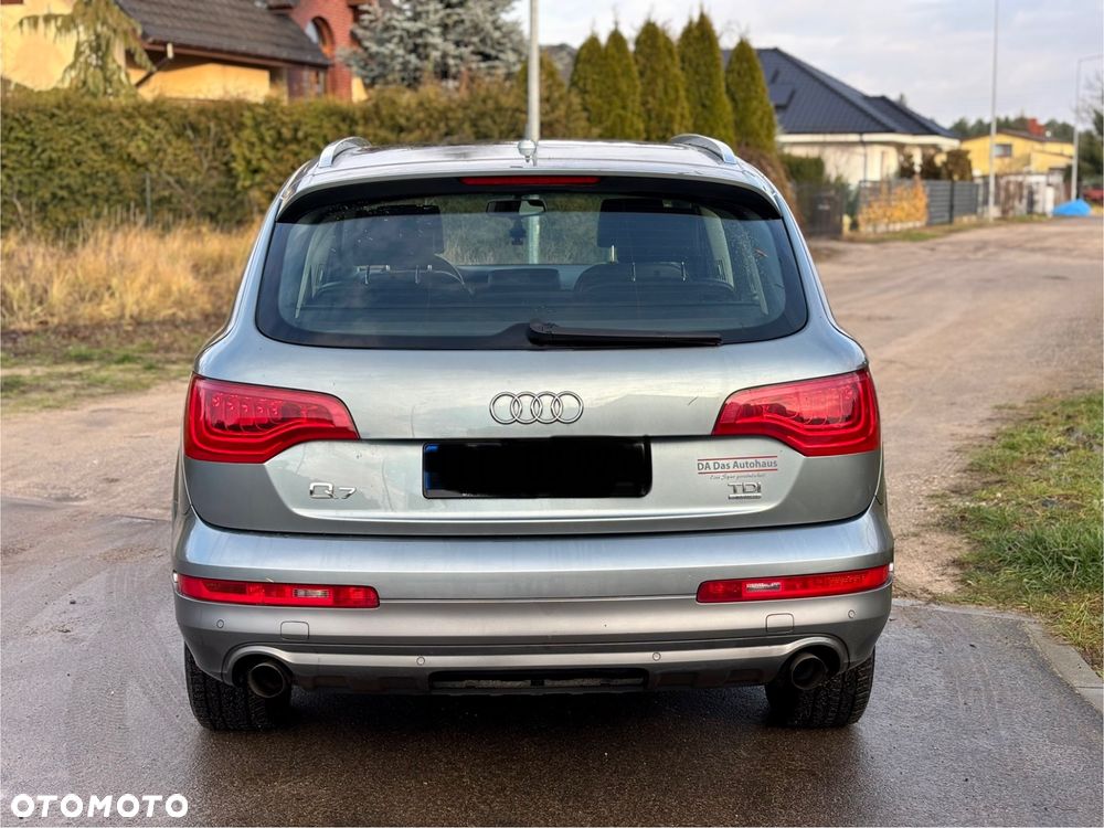 Audi Q7 - 8