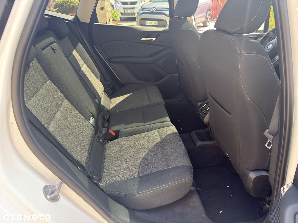 BMW Seria 2 218i - 13