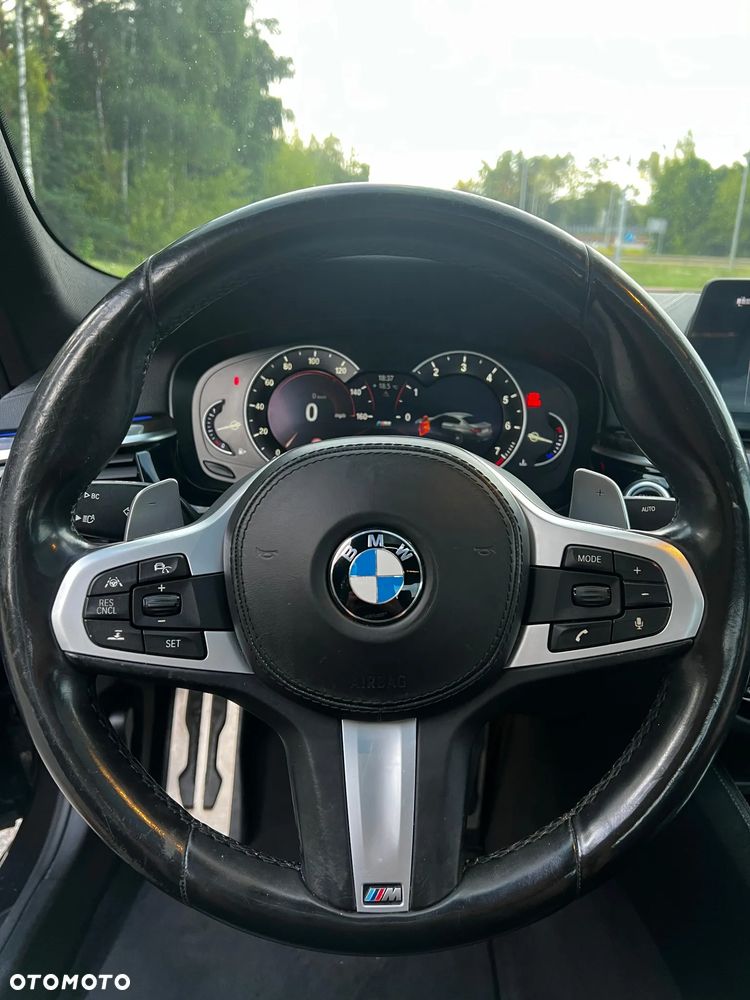 BMW Seria 5 530i M Sport sport - 17