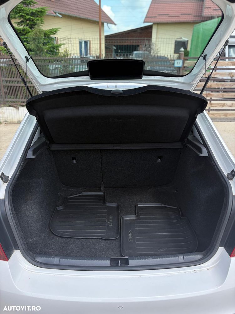Skoda RAPID 1.4 TDI Active DSG - 19