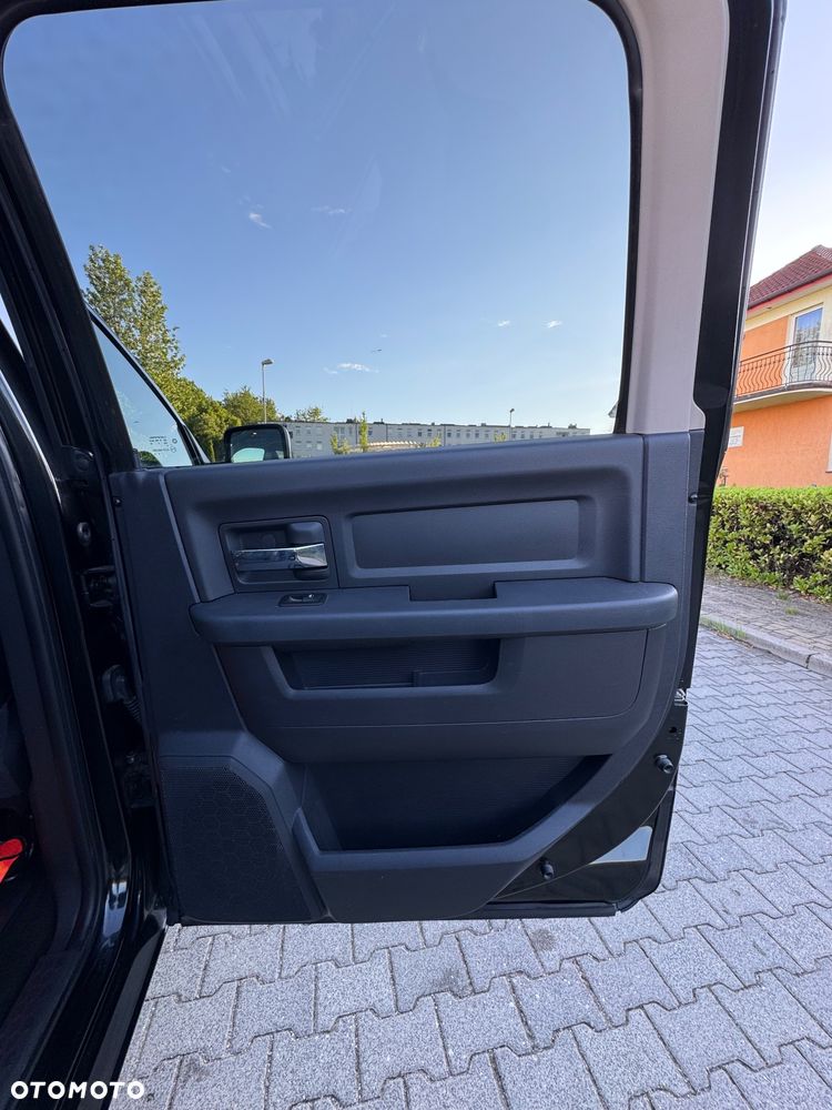 Dodge RAM 5.7 4x4 - 27