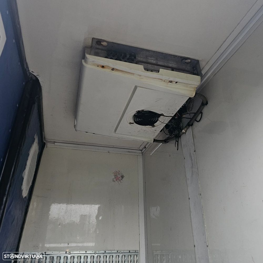 Iveco Daily FRIGORÍFICA - 2