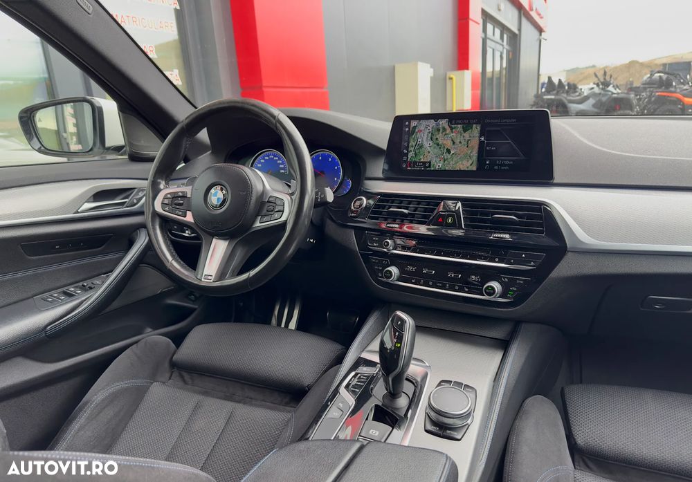 BMW Seria 5 530d xDrive AT - 2